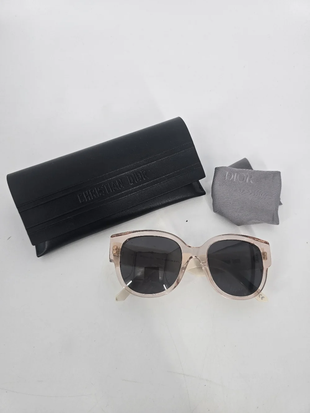 Dior Wildior BU Cat Eye Embossed Sunglasses in Pink with Case and Cloth